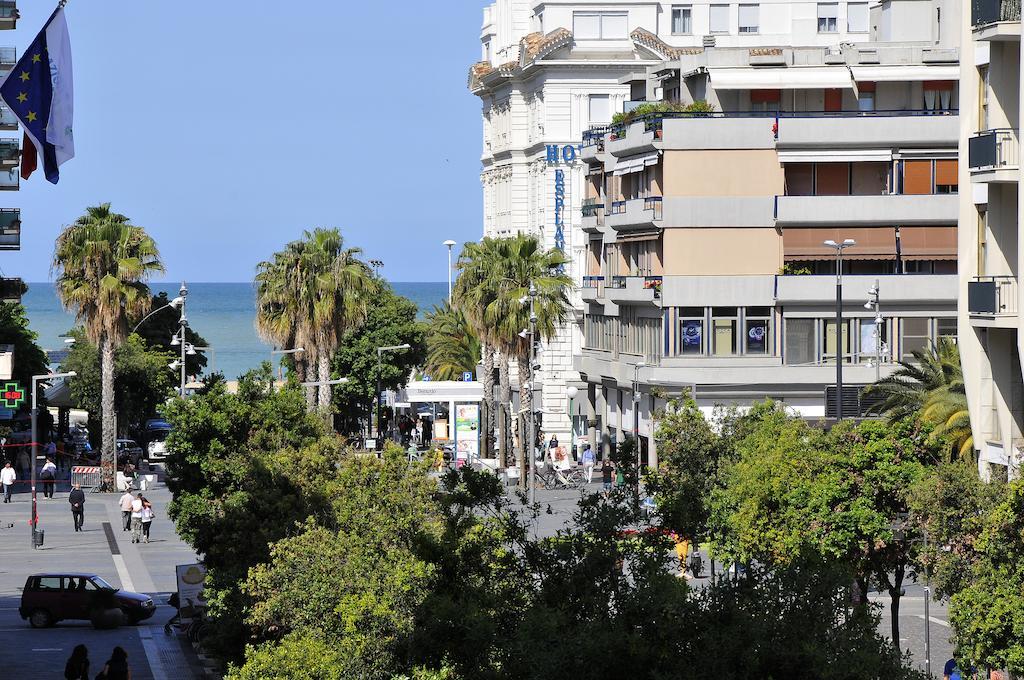 Le Stanze Sul Corso Panzió Pescara Kültér fotó